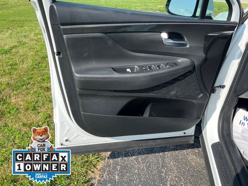 Used 2022 Hyundai Santa Fe SEL w/ Convenience Package image 12