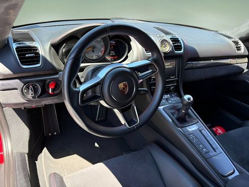 Used 2016 Porsche Cayman GT4 RWD image 22