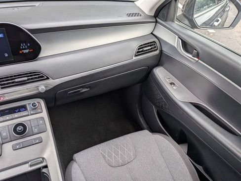 Used 2022 Hyundai Palisade SEL FWD image 28