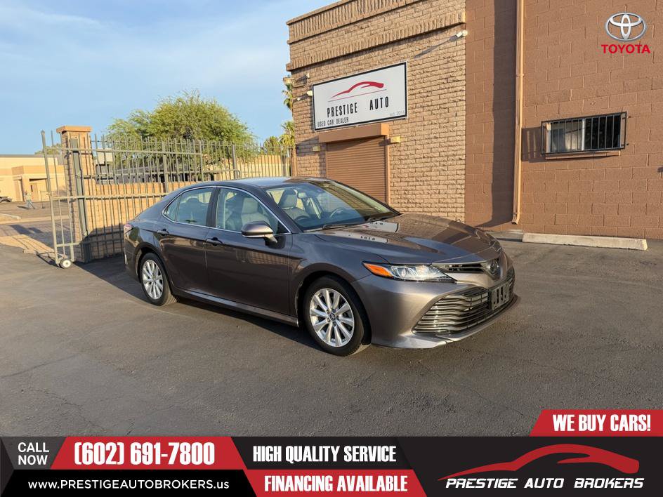 Used 2019 Toyota Camry LE w/ Convenience Package FWD image 3