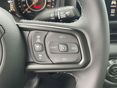 New 2025 Jeep Gladiator Mojave w/ Convenience Group image 13