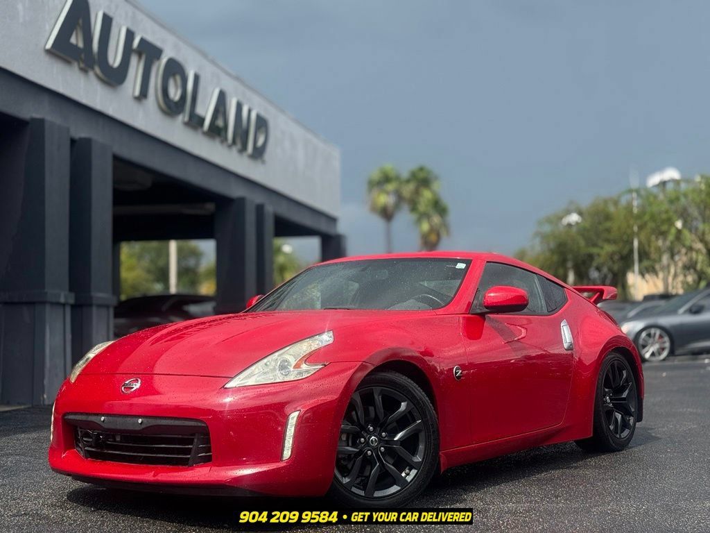 Used 2016 Nissan 370Z Coupe RWD image 1