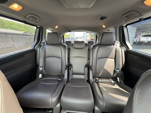 Used 2020 Honda Odyssey Touring image 23