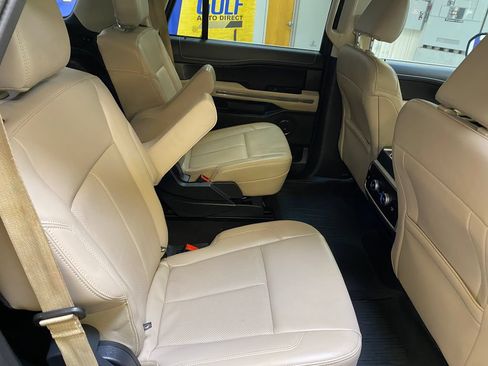 Used 2023 Ford Expedition XLT RWD image 26