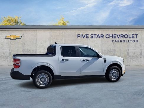 Used 2022 Ford Maverick XL image 9