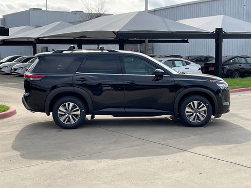 New 2026 Nissan Pathfinder SL AWD/4WD image 6