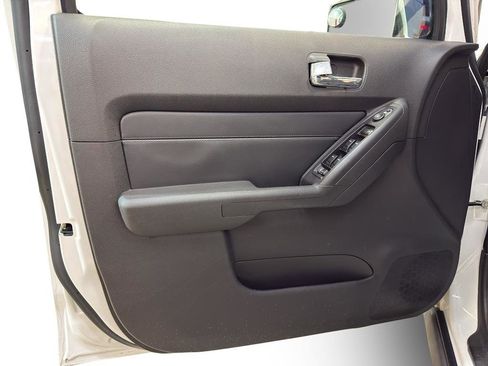 Used 2008 HUMMER H3 Luxury image 13