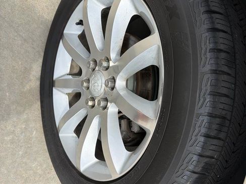 Used 2015 Buick Enclave Premium w/ Experience Buick Package FWD image 46