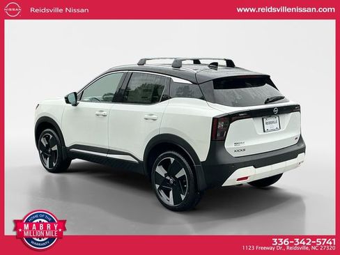 New 2026 Nissan Kicks SR w/ Interior Electronics Package image 4