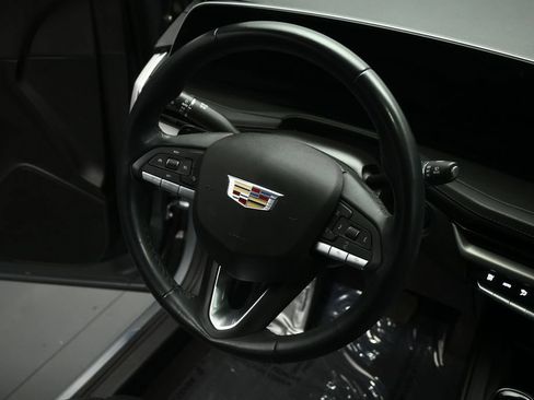 Used 2024 Cadillac XT4 Premium Luxury FWD image 39