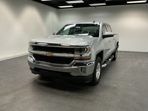 Used 2018 Chevrolet Silverado 1500 LT w/ All Star Edition AWD/4WD image 1