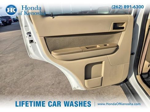 Used 2009 Ford Escape XLT AWD/4WD image 17