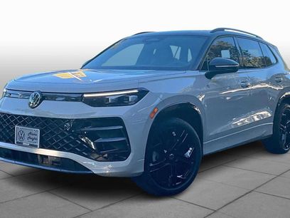 New 2026 Volkswagen Tiguan SE R-Line