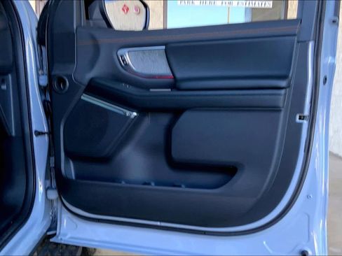 Certified 2025 Ford Expedition Tremor image 23