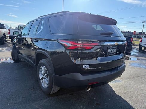 Used 2022 Chevrolet Traverse LT w/ LPO, Floor Liner Package image 7