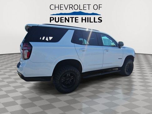 Used 2022 Chevrolet Tahoe Z71 w/ Luxury Package AWD/4WD image 8