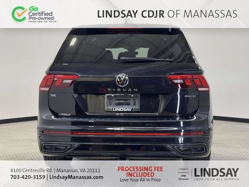 Used 2024 Volkswagen Tiguan SE R-Line AWD/4WD image 7