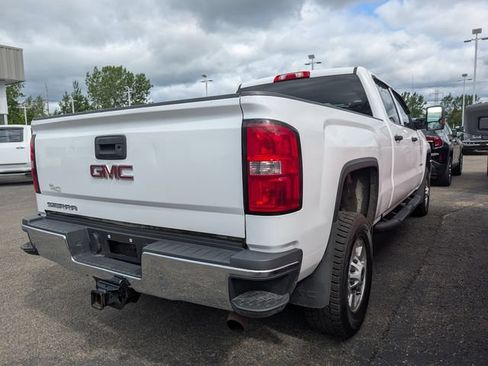 Used 2019 GMC Sierra 2500 4x4 Crew Cab w/ Sierra Convenience Package image 9
