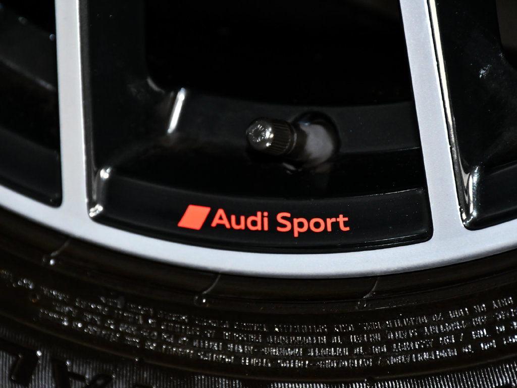 Used 2023 Audi SQ5 Premium Plus w/ Premium Plus Package AWD/4WD image 92
