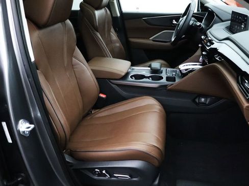 Used 2023 Acura MDX SH-AWD w/ Advance Package image 16