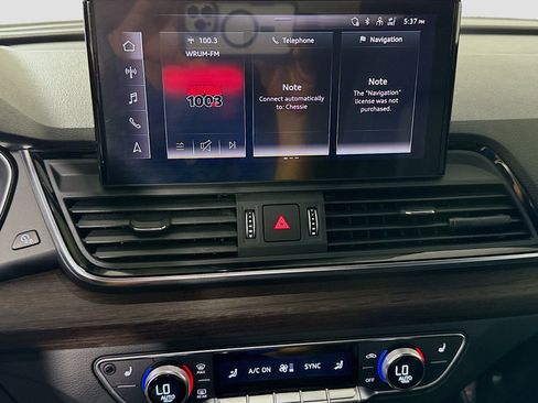 Used 2021 Audi Q5 2.0T Premium Plus w/ Premium Plus Package AWD/4WD image 18