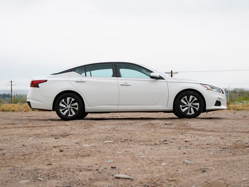 Used 2021 Nissan Altima 2.5 S FWD image 10