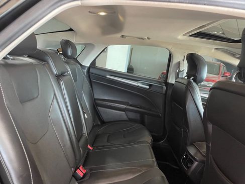 Used 2015 Ford Fusion Titanium image 21