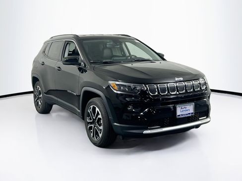Used 2022 Jeep Compass Limited AWD/4WD image 3