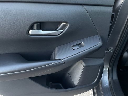 Used 2023 Nissan Sentra SV image 16