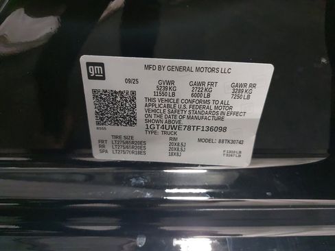 New 2026 GMC Sierra 3500 Denali w/ Denali Reserve Package image 38