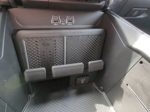 New 2026 RAM 1500 Laramie w/ Sport Appearance Package AWD/4WD image 32