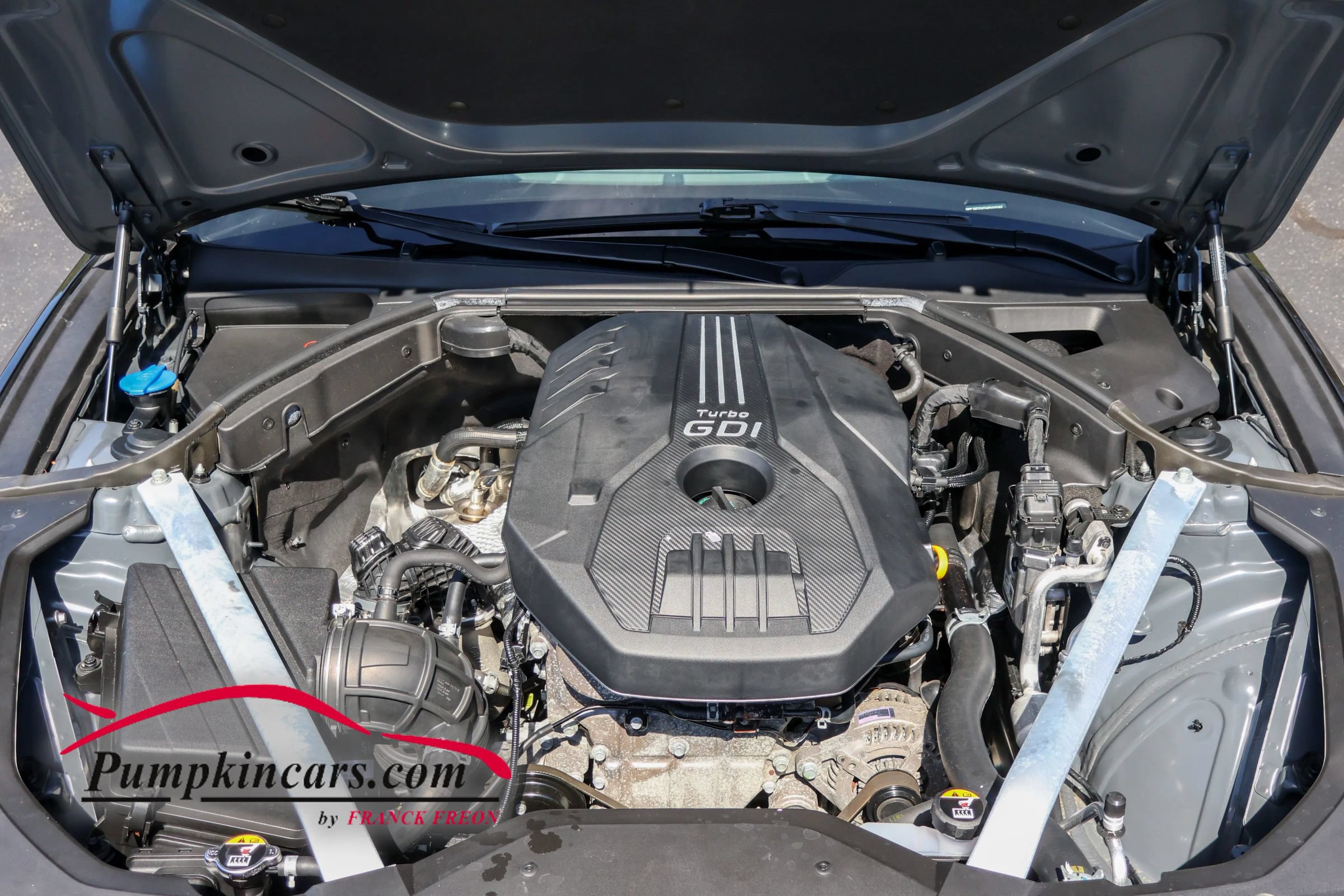 Used 2023 Genesis G70 2.0T RWD image 13