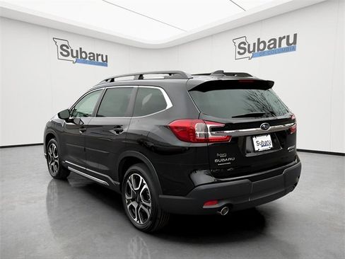 New 2025 Subaru Ascent Limited image 5
