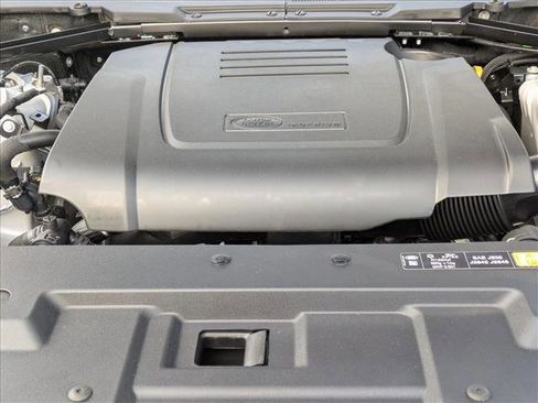 New 2026 Land Rover Defender 110 S image 19