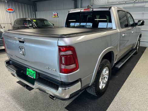 Used 2021 RAM 1500 Laramie AWD/4WD image 3