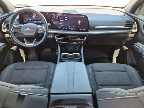 Certified 2024 Chevrolet Traverse LS AWD/4WD image 20
