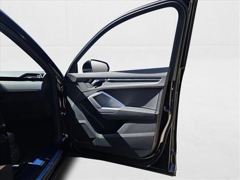 New 2025 Audi Q3 2.0T Premium w/ Convenience Package image 11