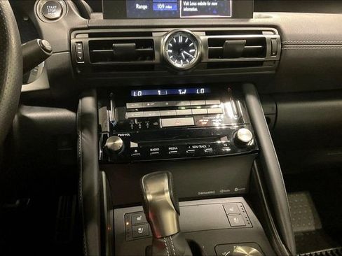 Used 2023 Lexus IS 350 F Sport image 32