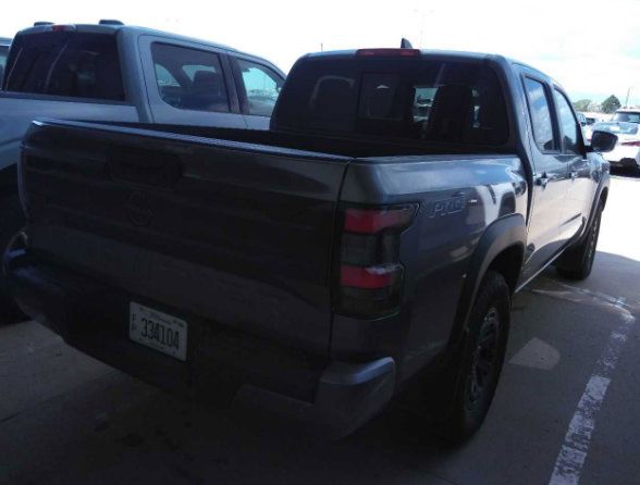 Used 2026 Nissan Frontier PRO-4X AWD/4WD image 2