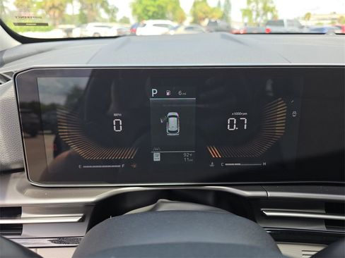 New 2026 Kia Sportage EX w/ EX Panorama Roof Package image 34