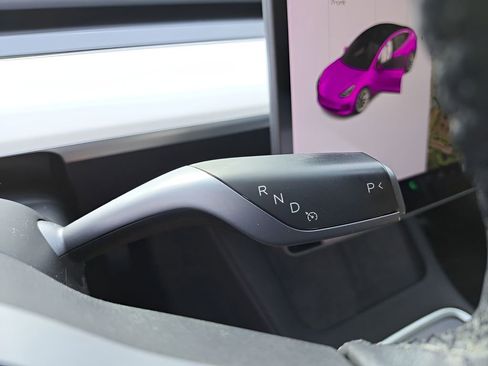 Used 2022 Tesla Model 3 Long Range image 22