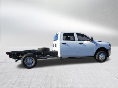 New 2026 RAM 3500 Tradesman w/ Chrome Appearance Group image 2