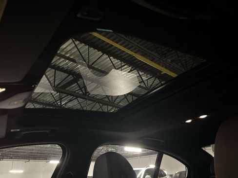 New 2025 BMW 330i xDrive Sedan w/ Convenience Package image 22