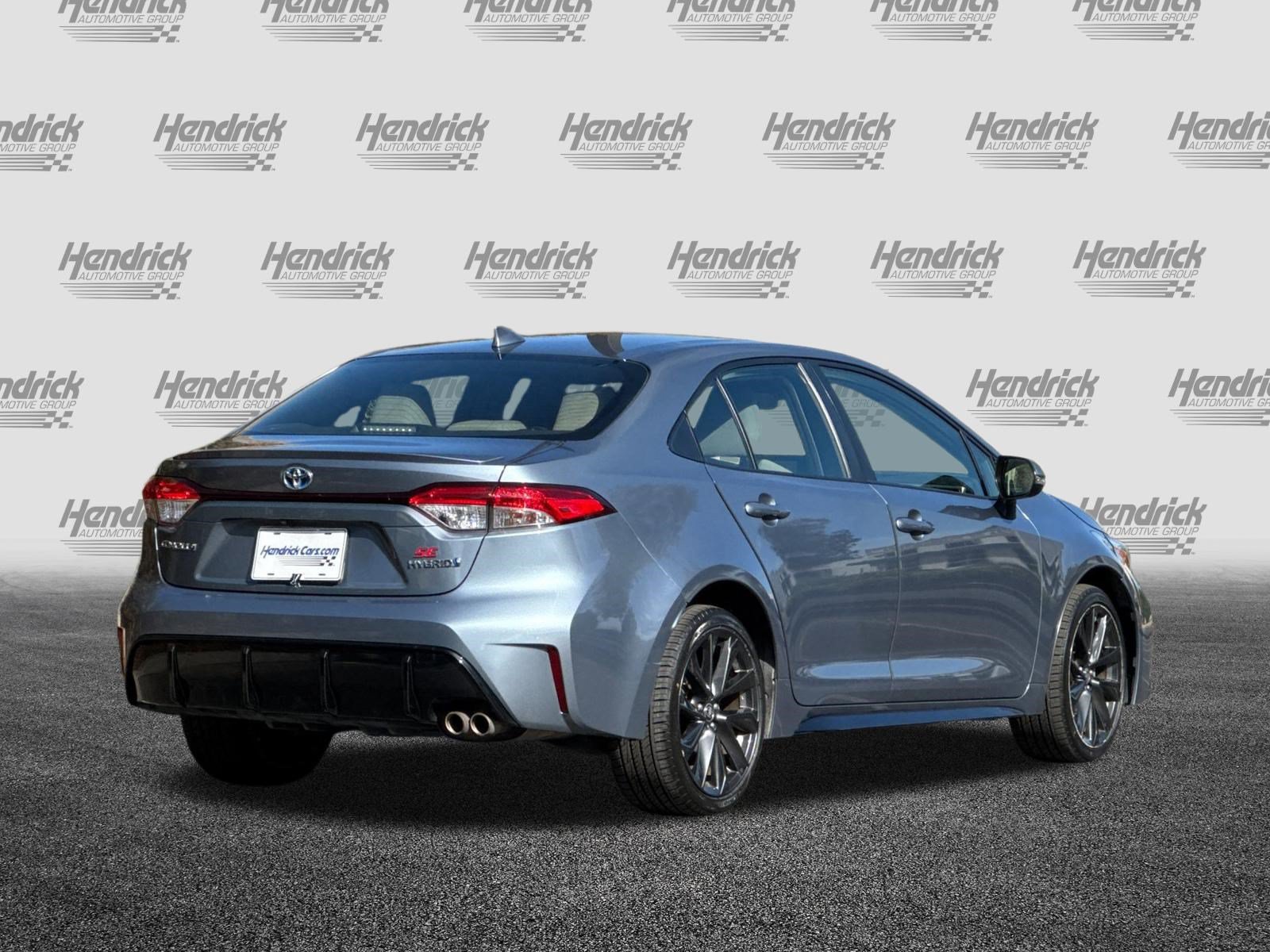 Used 2023 Toyota Corolla SE FWD image 5