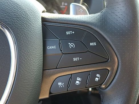 Used 2019 Dodge Durango R/T w/ Technology Group AWD/4WD image 26