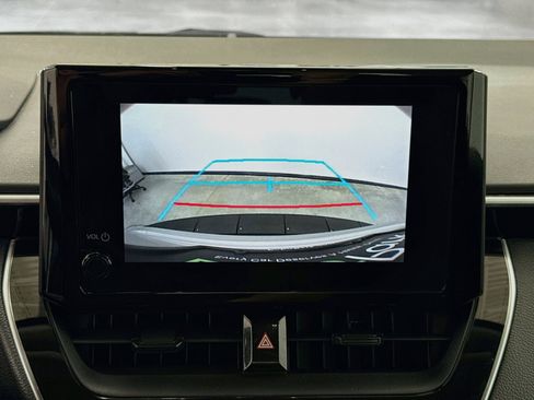 Used 2023 Toyota Corolla LE FWD image 22
