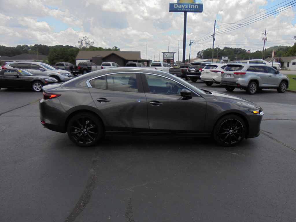Used 2024 MAZDA MAZDA3 s FWD image 2