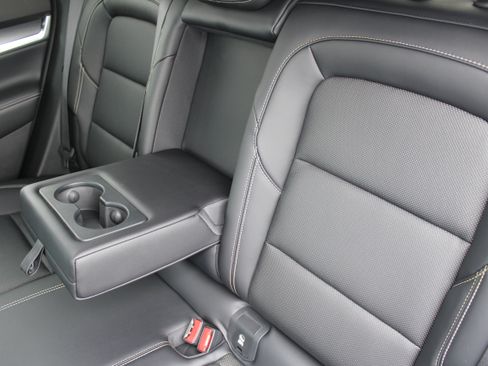 New 2026 GMC Terrain Elevation w/ Elevation Premium Package image 40