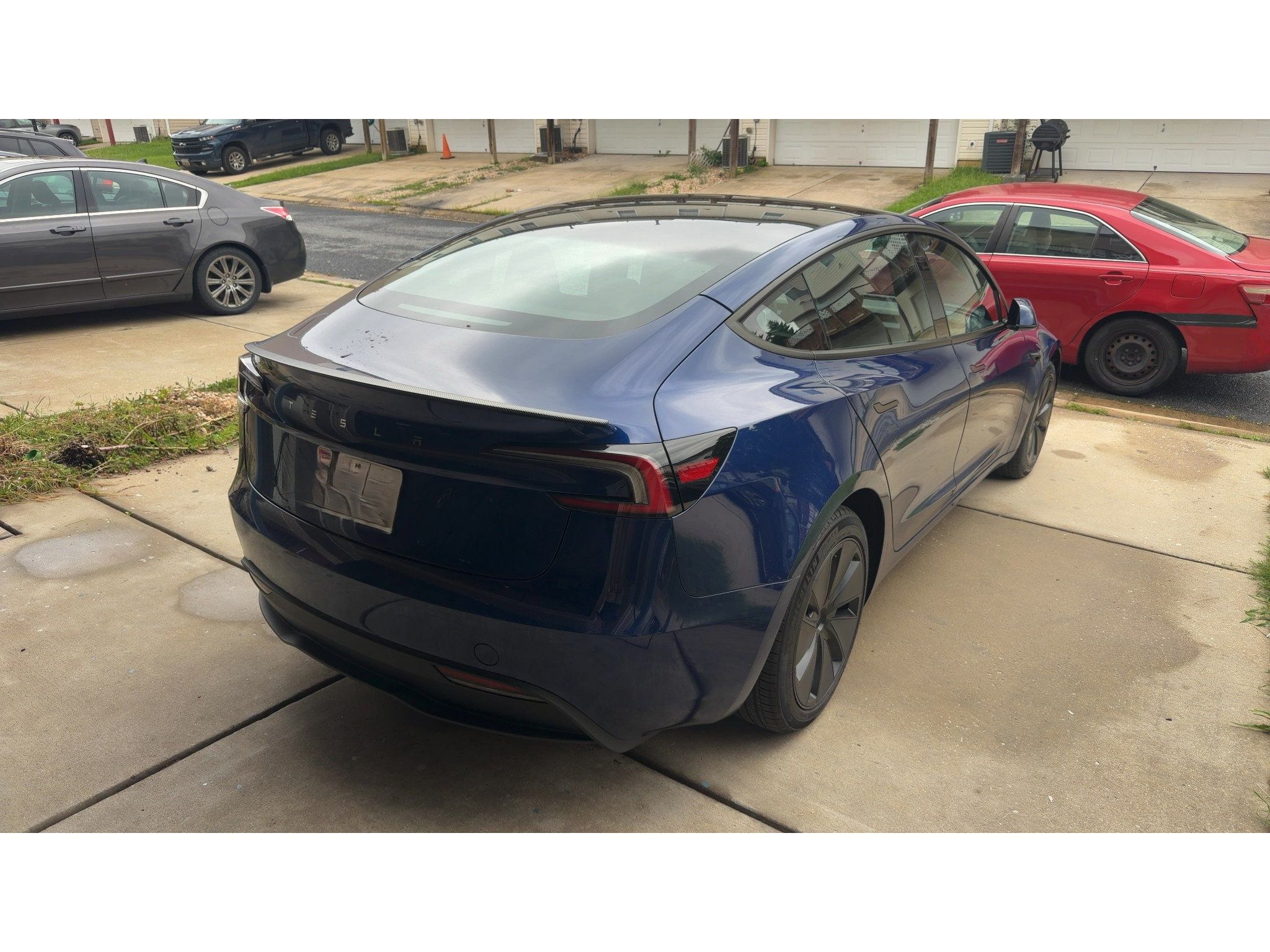 Used 2025 Tesla Model 3 Long Range RWD image 4