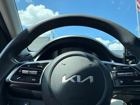 Used 2022 Kia Seltos LX AWD/4WD image 21